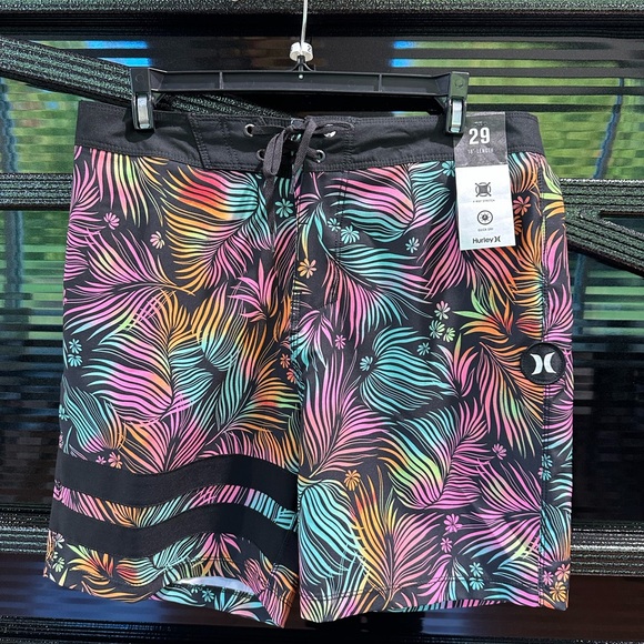 Hurley Block Party 18" Multicolor Boardshort - Picture 1 of 2